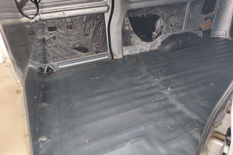 Used Wuling Rongguang 2021 1.5L Extended Standard Model Enclosed-Window Vehicle, Air-Conditioned Version, 2-seater LAR Left Rear Seat