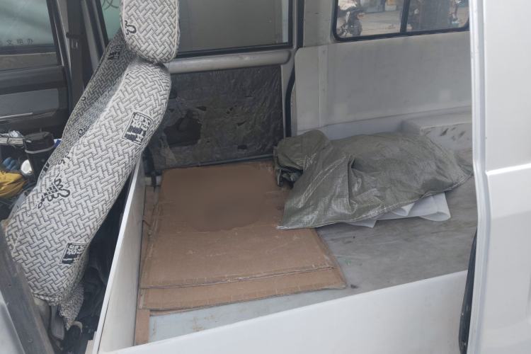 Used Wuling Rongguang 2021 1.5L Extended Standard Version with Power Steering L3C Left Rear Seat