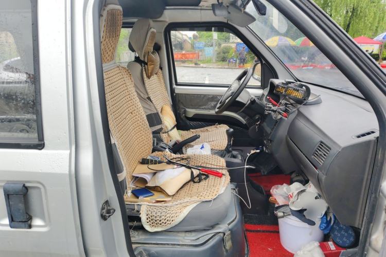 Used Wuling Rongguang 2021 1.5L Extended Standard Version with Power Steering L3C Left Rear Seat