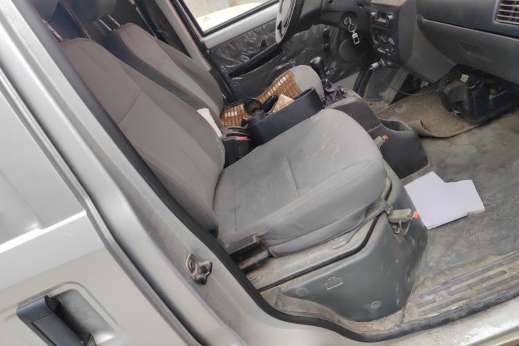 Used Wuling Rongguang 2021 1.5L Extended Standard-Size Window-Sealed Car Air-Conditioned Version 5 Seats L3C Left Rear Seat