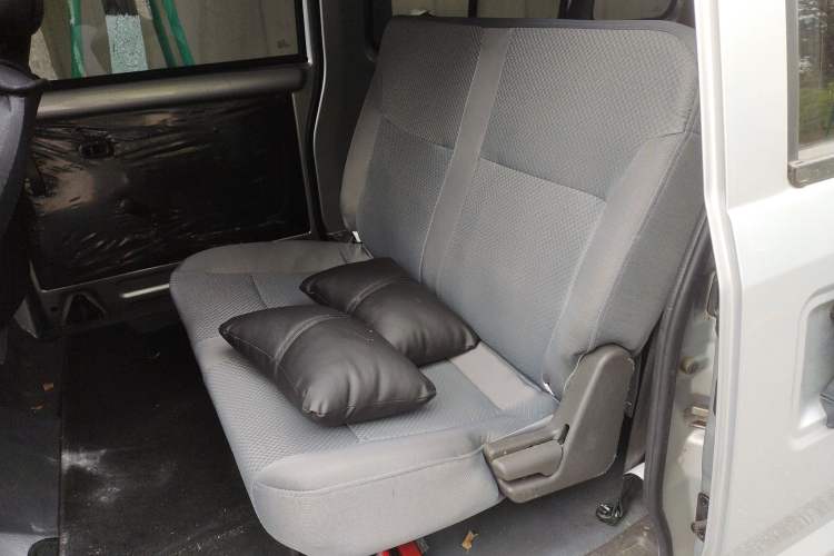 Used Wuling Rongguang 2021 1.5L Extended Basic Version L3C Left Rear Seat