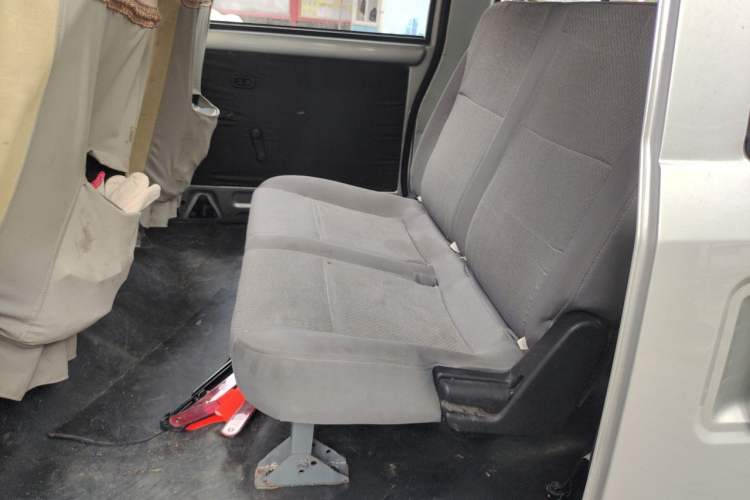 Used Wuling Rongguang 2021 1.5L Extended Basic Version L3C Left Rear Seat