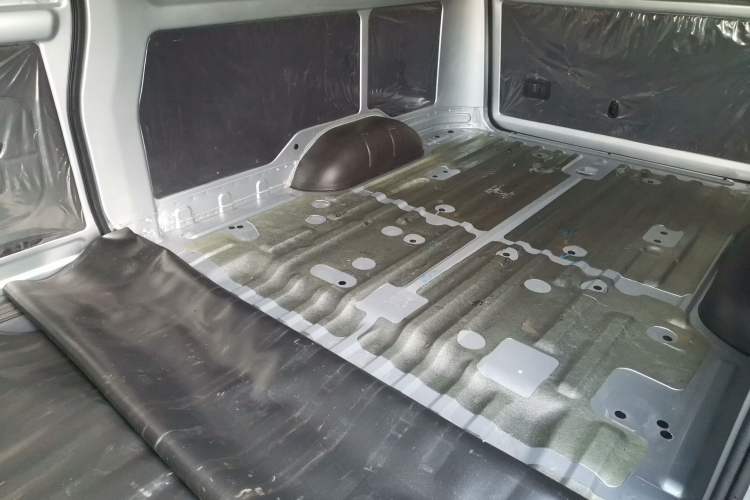 Used Wuling Rongguang 2021 1.5L Extended Basic Enclosed-Window Vehicle 2 Seats L3C Left Rear Seat