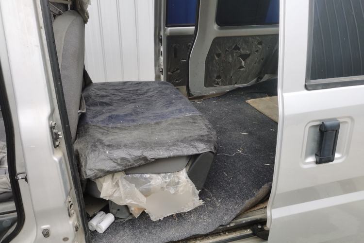 Used Wuling Rongguang 2021 1.5L Extended Standard Version with Air Conditioning – L3C Left Rear Seat