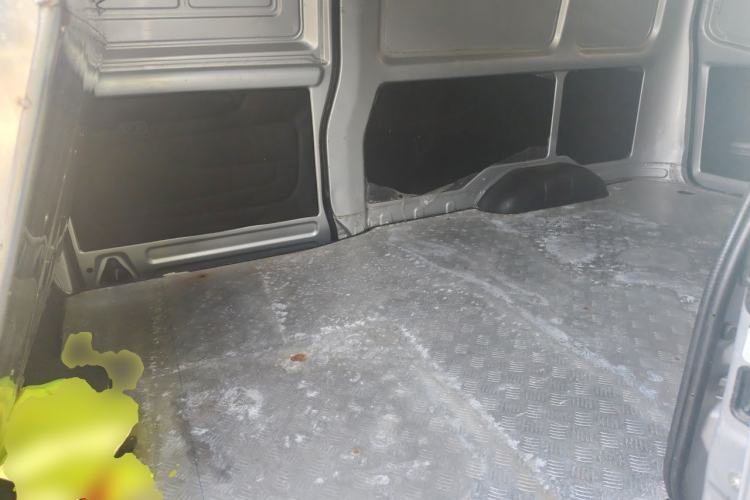 Used Wuling Rongguang 2021 1.5L Extended Basic Enclosed-Window Vehicle 2 Seats L3C Left Rear Seat