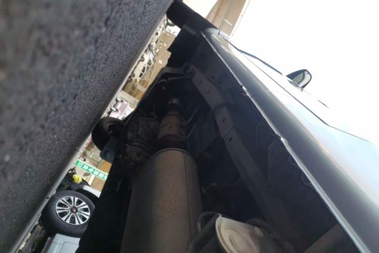 Used Wuling Rongguang 2021 1.5L Extended Basic Enclosed-Window Vehicle 2 Seats L3C Left Side Sill