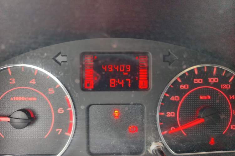 Used Wuling Rongguang 2021 1.5L Extended Standard Model Enclosed-Window Vehicle, Air-Conditioned Version, 2-seater LAR Odometer Close Up