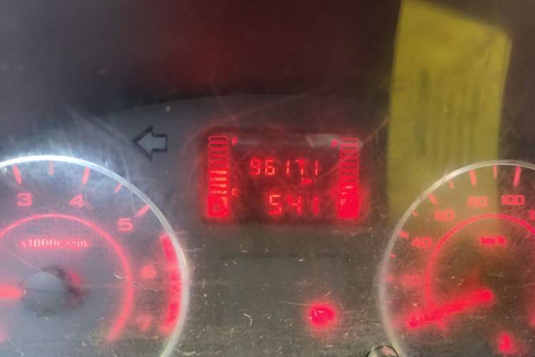 Used Wuling Rongguang 2021 1.5L Extended Standard Model Enclosed-Window Vehicle, Air-Conditioned Version, 5-seater LAR Odometer Close Up