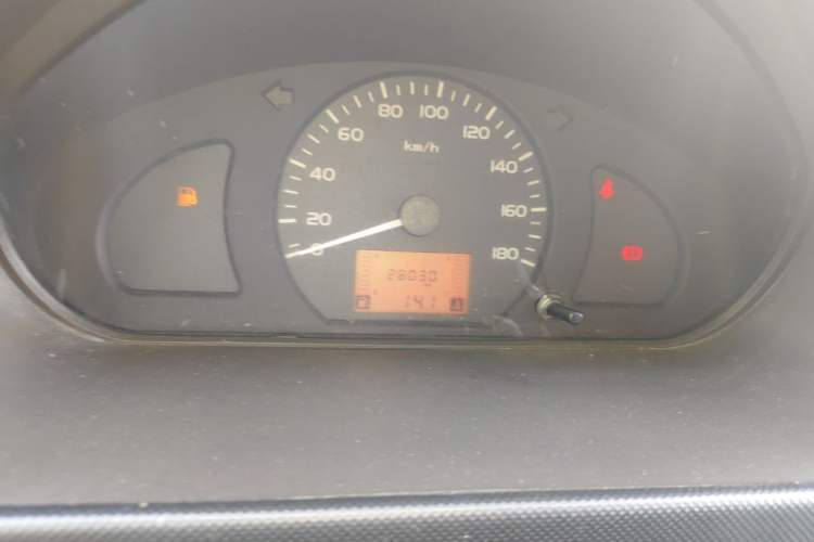 Used Wuling Rongguang 2021 1.5L Extended Basic Enclosed-Window Vehicle 2 Seats L3C Odometer Close Up