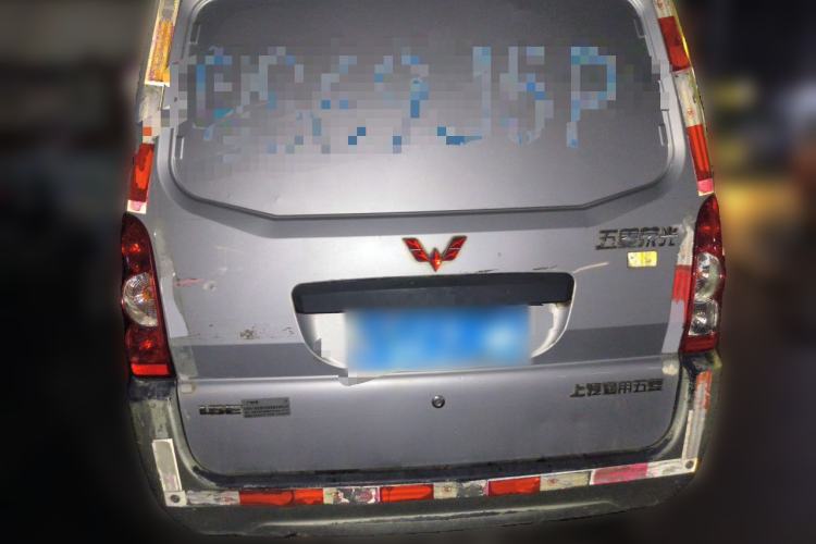 Used Wuling Rongguang 2021 1.5L Extended Basic Window-Sealed 5-Seat L3C Car Rear