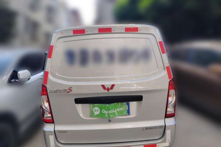 Used Wuling Rongguang 2021 1.2L S Base Model Window-Sealed Car Standard Version 5-Seater LSI Rear