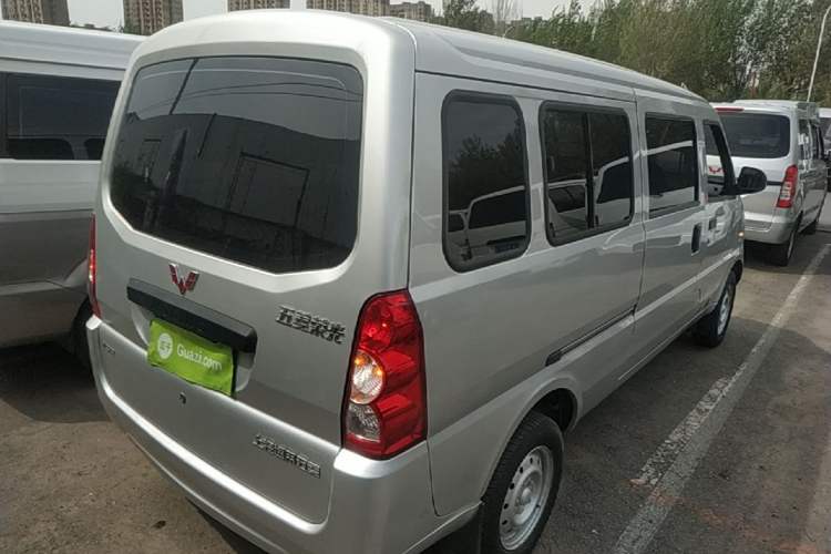 Used Wuling Rongguang 2021 1.5L Extended Basic Version L3C Rear Right 45 Deg