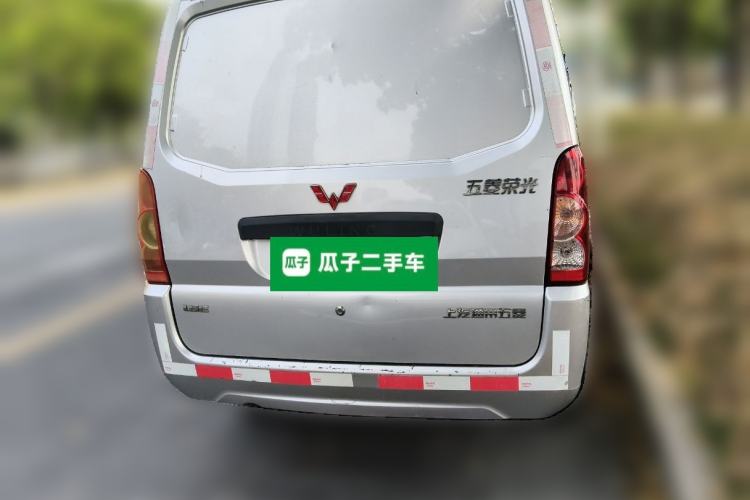 Used Wuling Rongguang 2021 1.5L Extended Standard-Size Window-Sealed Car Air-Conditioned Version 5 Seats L3C Rear