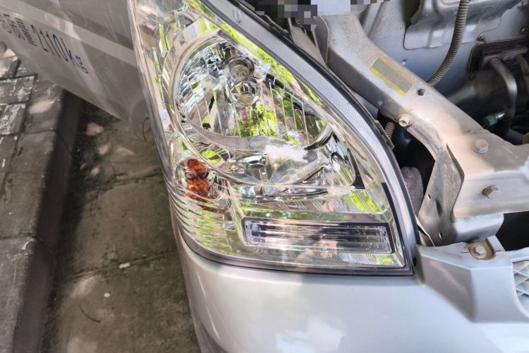 Used Wuling Rongguang 2021 1.5L Extended Basic Enclosed-Window Vehicle 2 Seats L3C Right Front Headlight