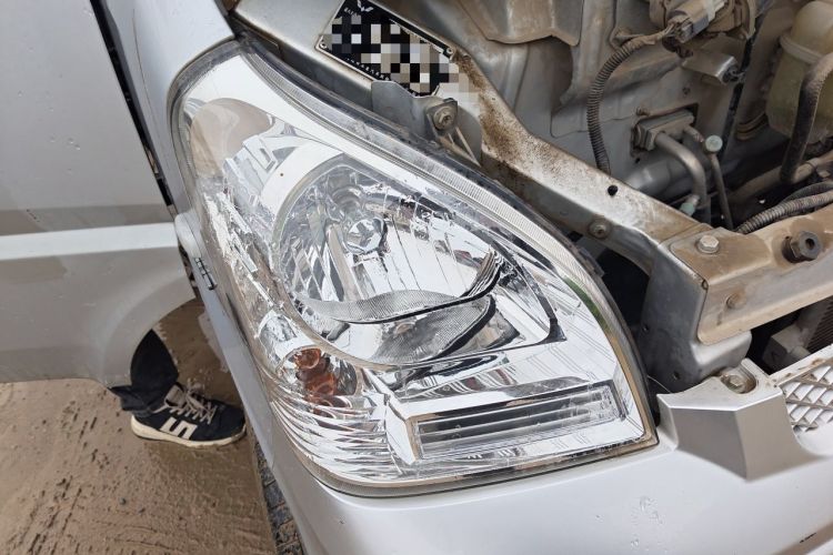 Used Wuling Rongguang 2021 1.5L Extended Basic Enclosed-Window Vehicle 2 Seats L3C Right Front Headlight