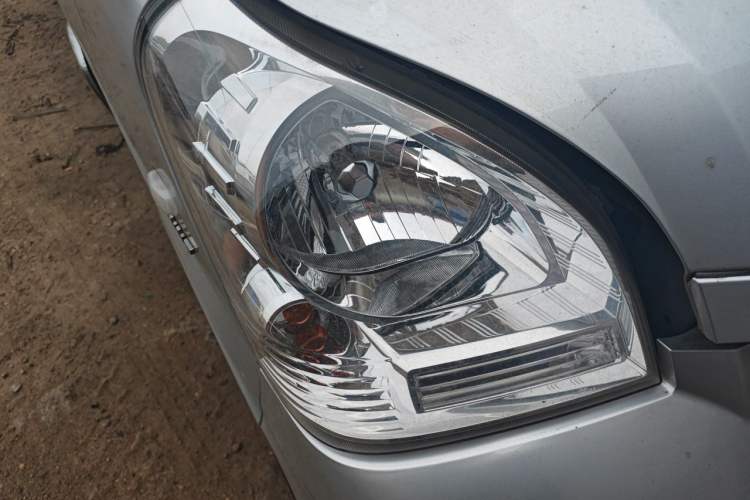 Used Wuling Rongguang 2021 1.5L Extended Basic Enclosed-Window Vehicle 2 Seats L3C Right Front Headlight