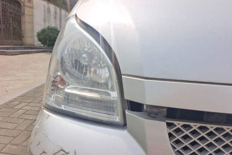 Used Wuling Rongguang 2021 1.5L Extended Basic Enclosed-Window Vehicle 2 Seats L3C Right Front Headlight