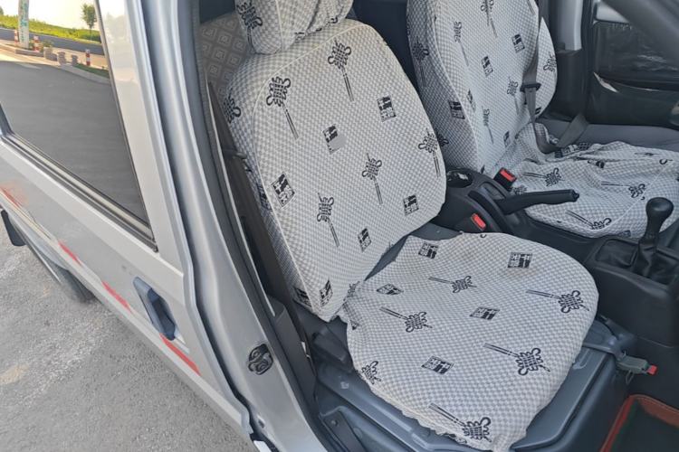 Used Wuling Rongguang 2021 1.5L Extended Basic Window-Sealed 5-Seat L3C Car Right Front Seat