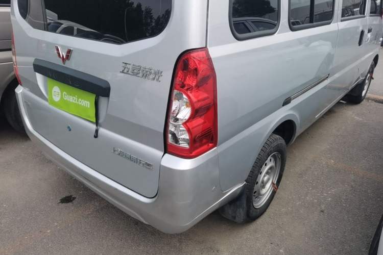 Used Wuling Rongguang 2021 1.5L Extended Basic Model LAR Right Rear Taillight