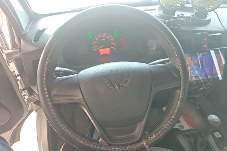 Used Wuling Rongguang 2021 1.5L Extended Basic Enclosed-Window Vehicle 2 Seats L3C Steering Wheel
