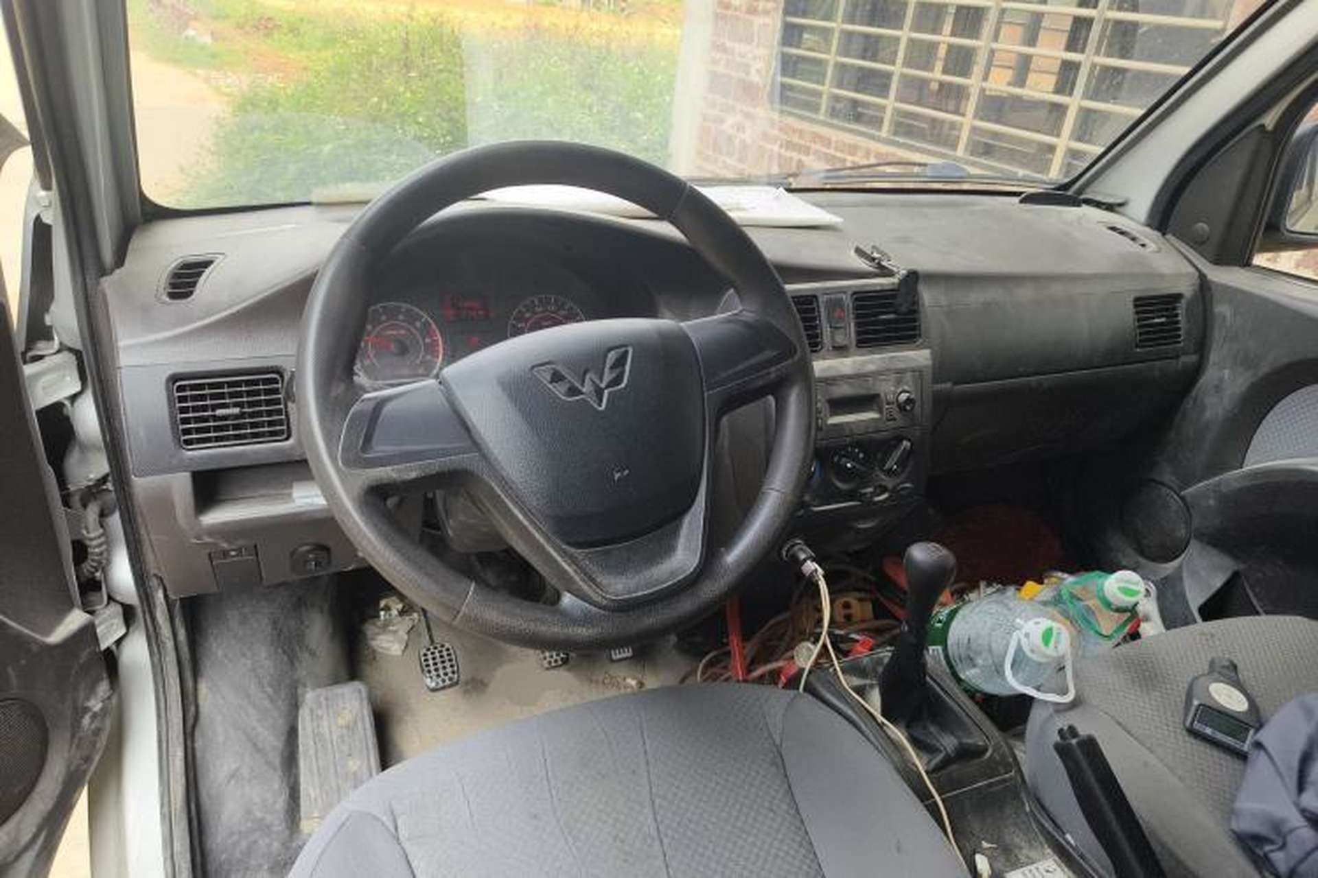 Used Wuling Rongguang 2021 1.5L Extended Standard Version with Air Conditioning – L3C Steering Wheel