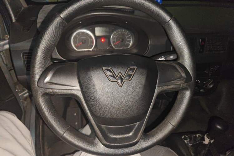 Used Wuling Rongguang 2021 1.5L Extended Basic Model Enclosed-Window Vehicle, 2-seater LAR Steering Wheel