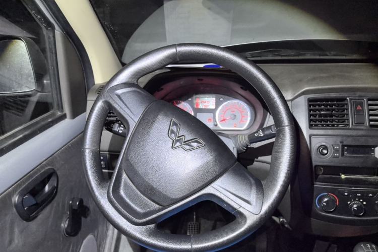 Used Wuling Rongguang 2021 1.2L S Base 7-Seater LSI Steering Wheel