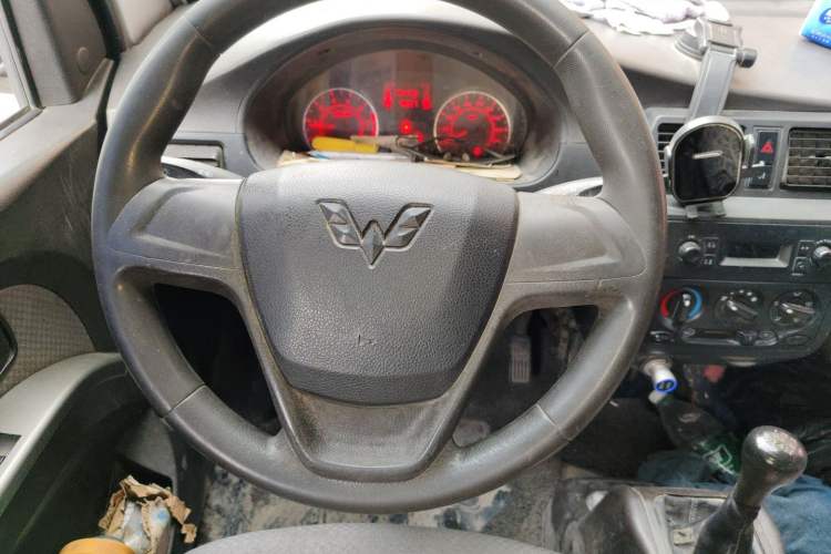 Used Wuling Rongguang 2021 1.5L Extended Basic Version L3C Steering Wheel