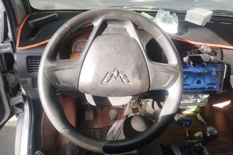 Used Wuling Rongguang 2021 1.5L Extended Basic Enclosed-Window Vehicle 2 Seats L3C Steering Wheel