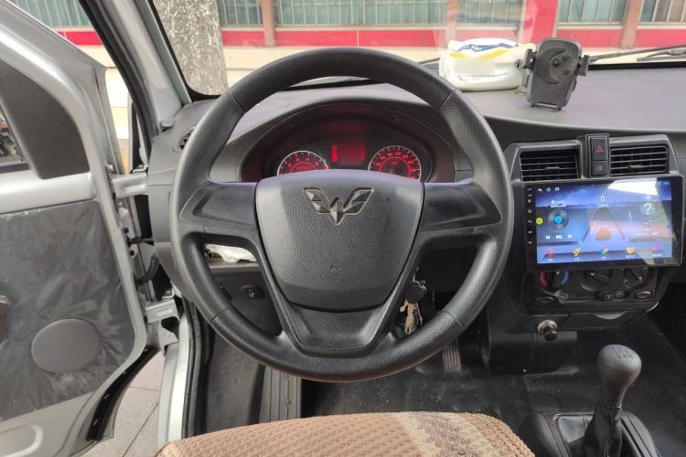 Used Wuling Rongguang 2021 1.5L Extended Basic Version L3C Steering Wheel