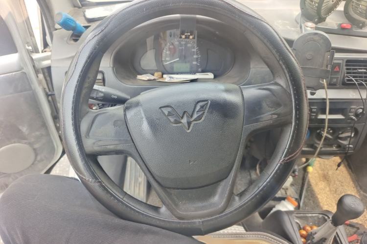 Used Wuling Rongguang 2021 1.5L Extended Basic Enclosed-Window Vehicle 2 Seats L3C Steering Wheel