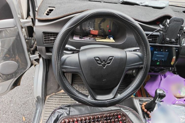 Used Wuling Rongguang 2021 1.5L Extended Basic Enclosed-Window Vehicle 2 Seats L3C Steering Wheel