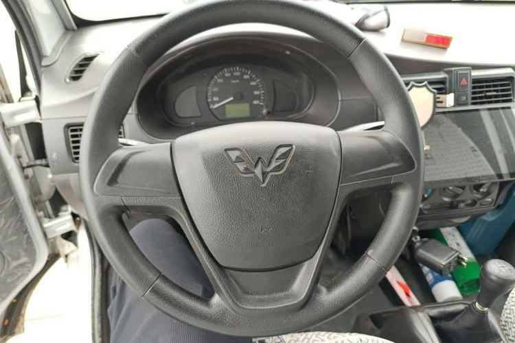 Used Wuling Rongguang 2021 1.5L Extended Basic Enclosed-Window Vehicle 2 Seats L3C Steering Wheel