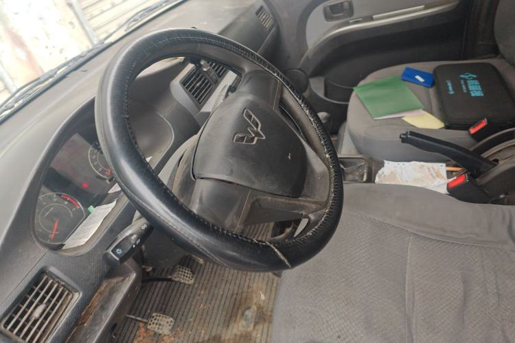 Used Wuling Rongguang 2021 1.5L Extended Standard Version with Power Steering L3C Steering Wheel