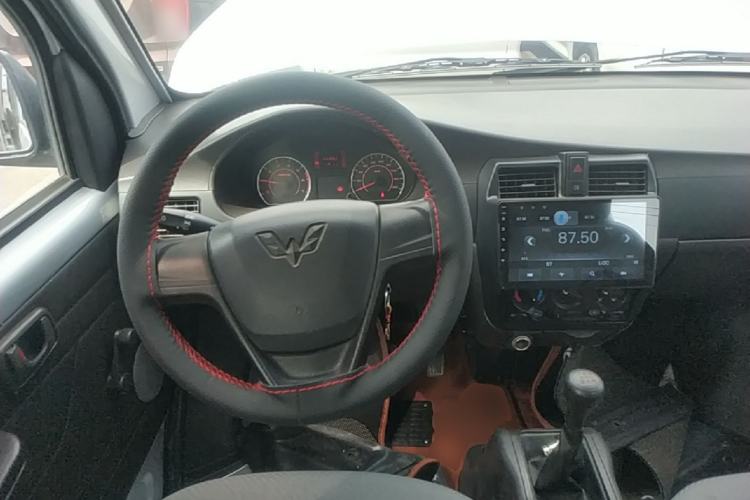 Used Wuling Rongguang 2021 1.5L Extended Basic Version L3C Steering Wheel