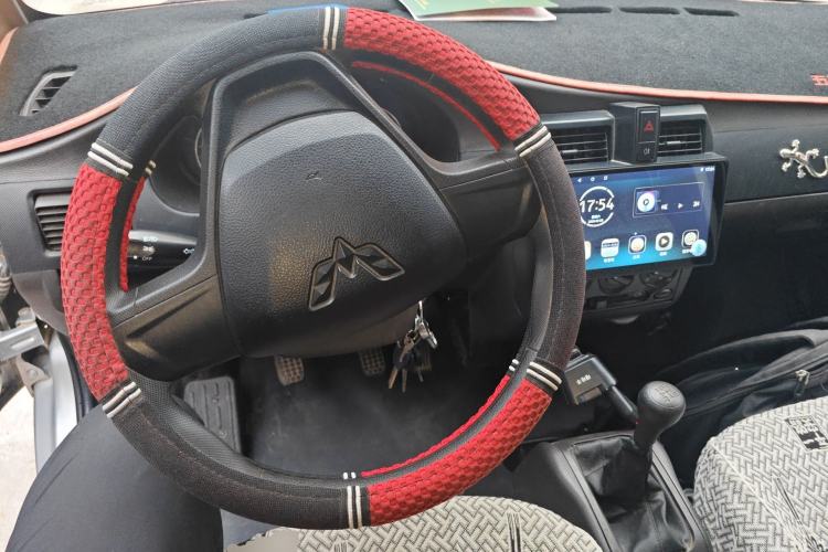 Used Wuling Rongguang 2021 1.5L Extended Standard-Size Window-Sealed Vehicle Air-Conditioned 2-Seater L3C Steering Wheel