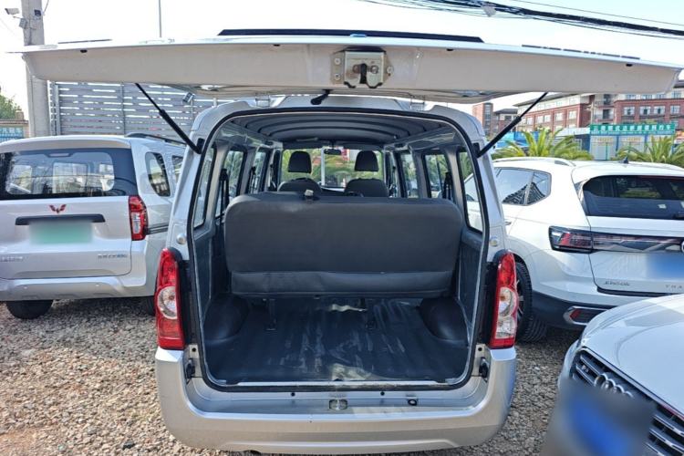 Used Wuling Rongguang 2021 1.5L Extended Basic Model LAR Trunk