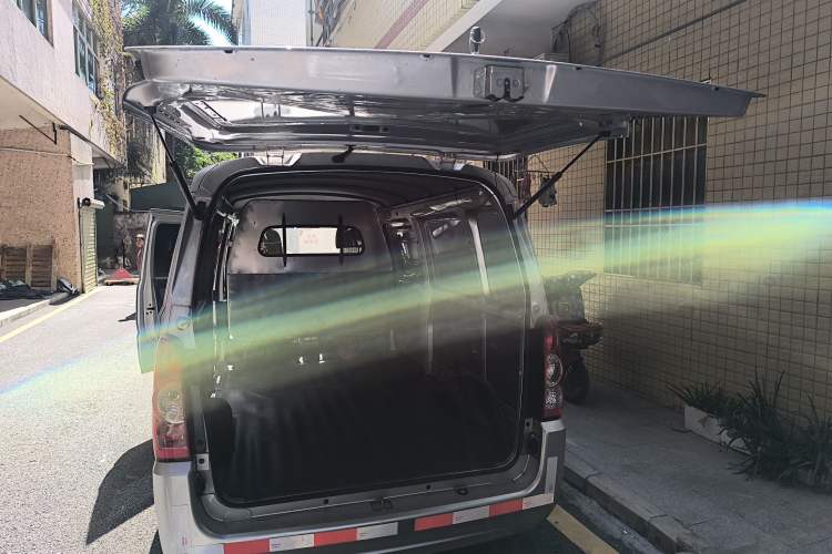 Used Wuling Rongguang 2021 1.5L Extended Standard-Size Window-Sealed Vehicle Air-Conditioned 2-Seater L3C Trunk