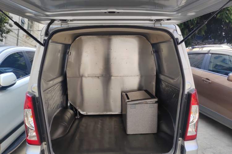 Used Wuling Rongguang 2021 1.2L S Base Model Window-Sealed Car Standard Version 5-Seater LSI Trunk