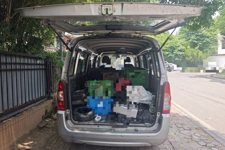 Used Wuling Rongguang 2021 1.5L Extended Standard Version with Air Conditioning – L3C Trunk