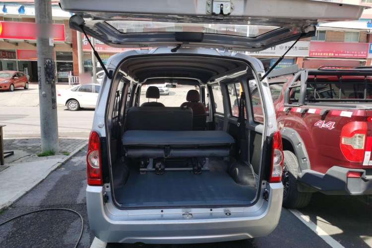 Used Wuling Rongguang 2021 1.5L Extended Standard Version with Air Conditioning – L3C Trunk