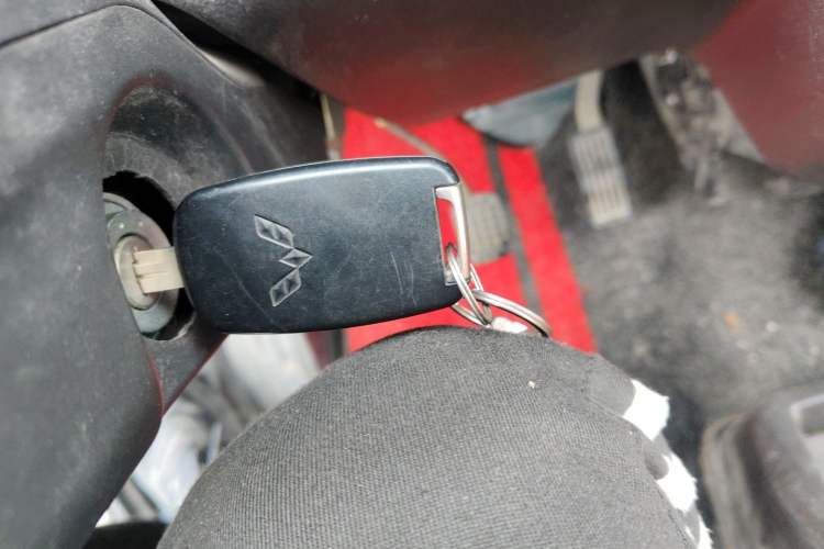 Used Wuling Rongguang 2021 1.5L Extended Standard Version with Power Steering L3C Vehicle Key