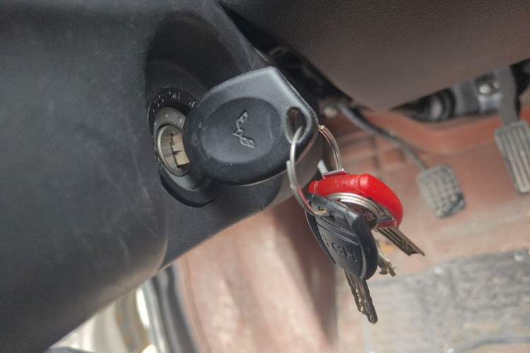 Used Wuling Rongguang 2021 1.5L Extended Basic Version L3C Vehicle Key