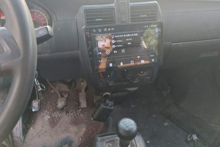Used Wuling Rongguang 2021 1.5L Extended Standard Version with Air Conditioning – L3C Audio And AC Panel