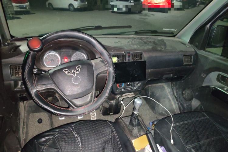 Used Wuling Rongguang 2021 1.5L Extended Standard Version with Power Steering L3C Center Console