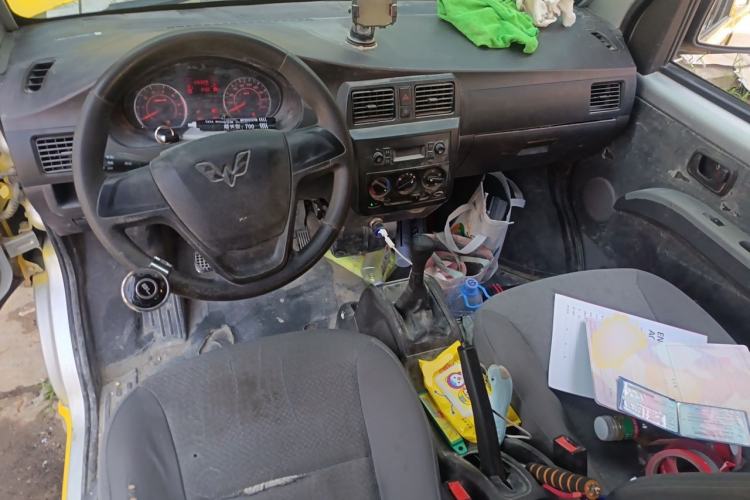 Used Wuling Rongguang 2021 1.5L Extended Standard Model Power-Assist Version LAR Center Console