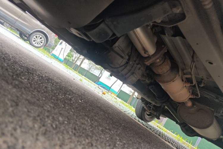 Used Wuling Rongguang 2021 1.5L Extended Standard Version with Air Conditioning – L3C Chassis Front Left
