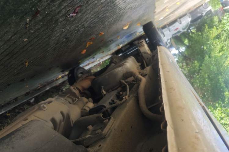 Used Wuling Rongguang 2021 1.5L Extended Basic Window-Sealed 5-Seat L3C Car Chassis Front Right