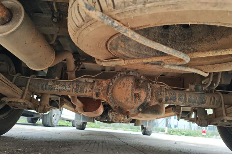 Used Wuling Rongguang 2021 1.5L Extended Standard Model Air-Conditioned Version LAR Chassis Rear