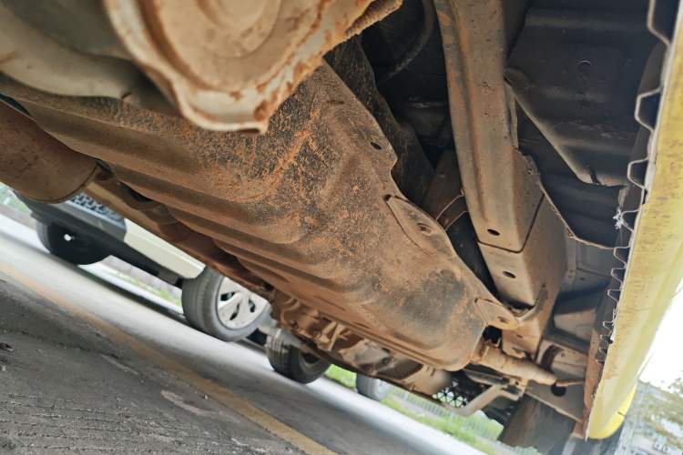 Used Wuling Rongguang 2021 1.5L Extended Standard Model Air-Conditioned Version LAR Chassis Rear Right